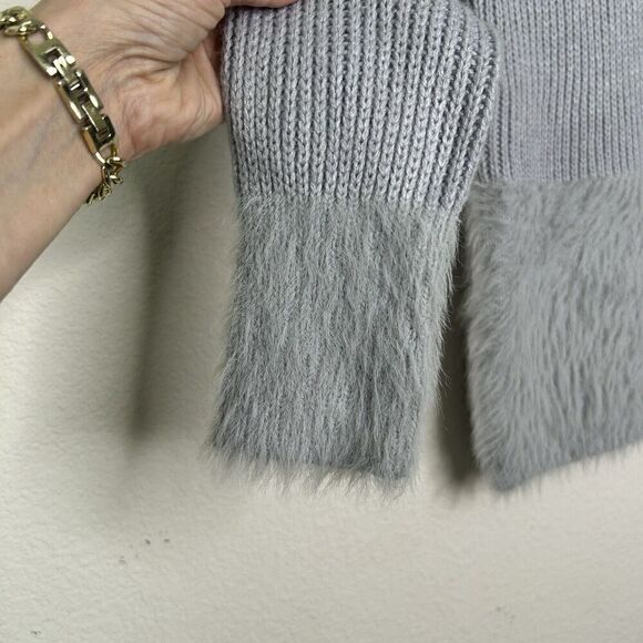 Hem & Thread Gray Faux Fur Hem , Cuff and Collar Sweater S - Picture 4 of 9